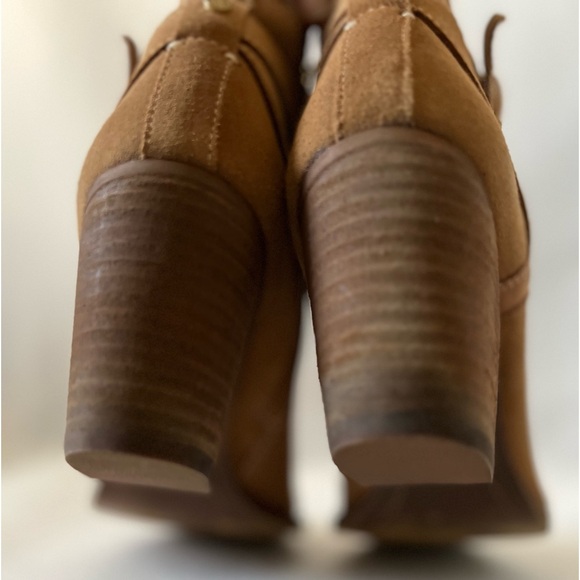 Sam Edelman Size 8 1/2M Caramel /Tan Suede Booties - Picture 15 of 16